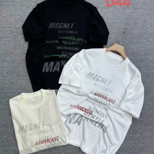 Magnet Typography Tee