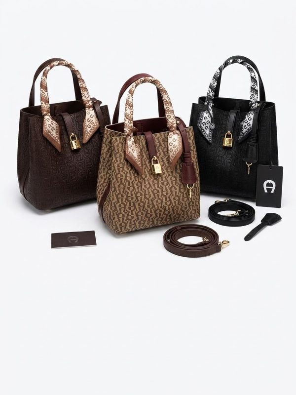 Ladies Bag 266