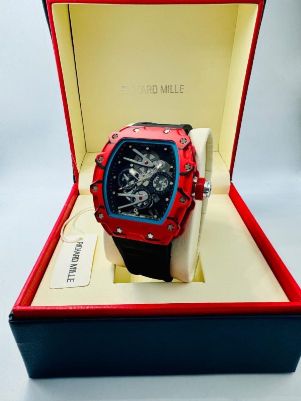 Men Watch 140