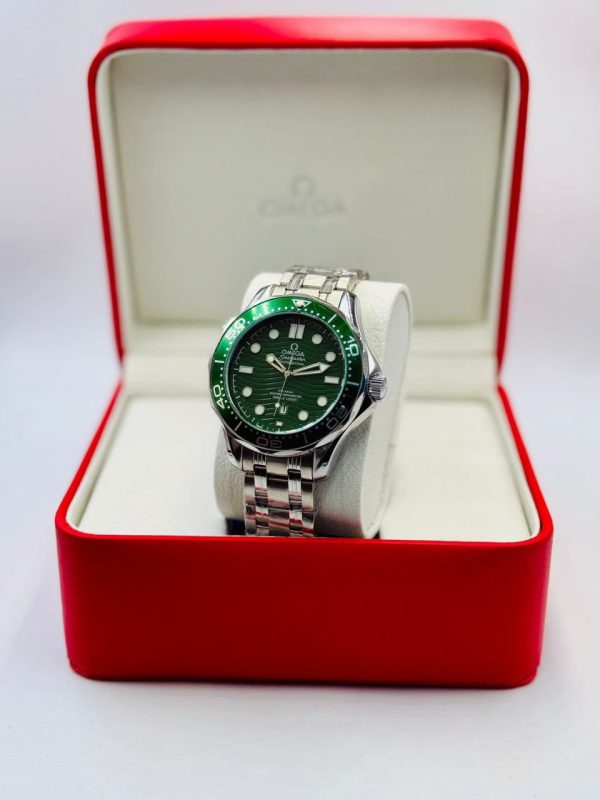 Men Watch 245