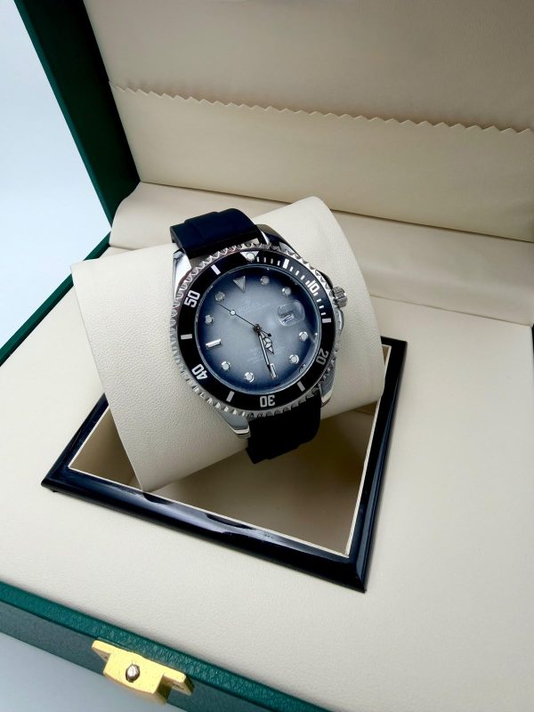 Men Watch 258