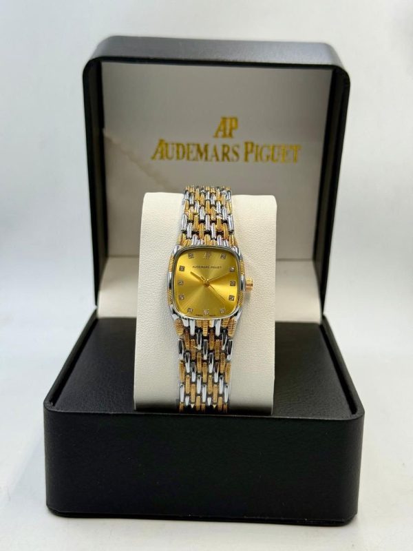 Women Watch 005