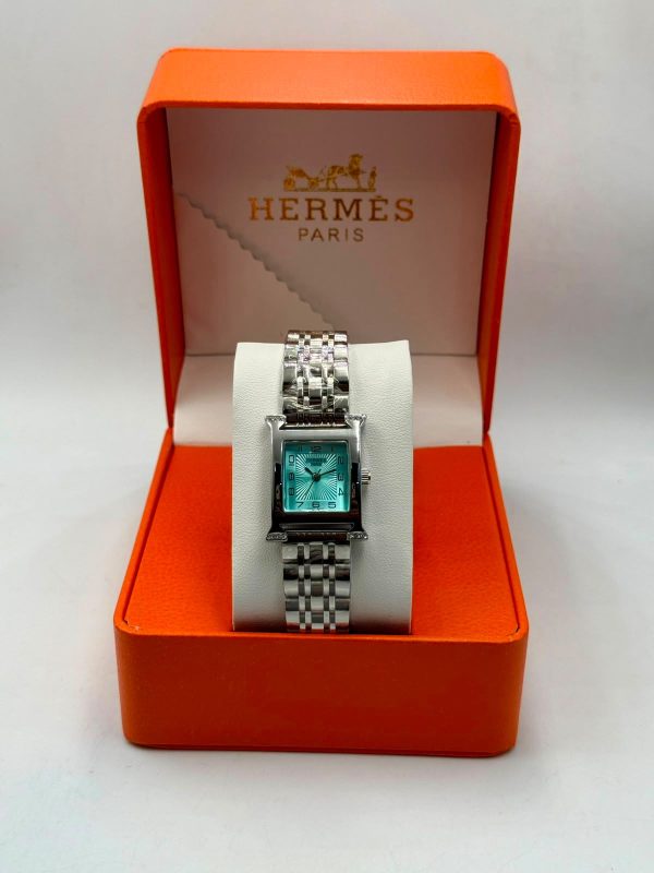 Women Watch 047