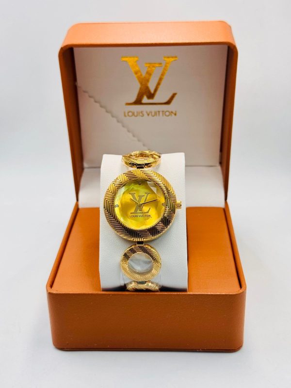 Women Watch 062