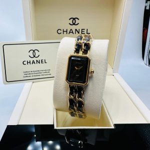 Women Watch 068