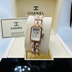 Women Watch 070