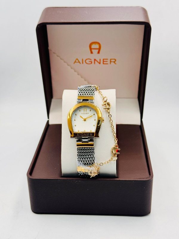 Women Watch 073