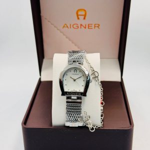 Women Watch 076