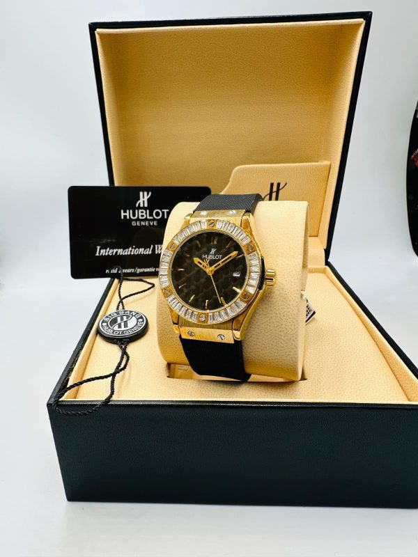 Women Watch 084