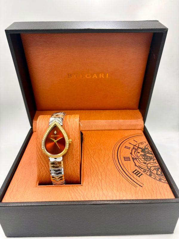 Women Watch 099