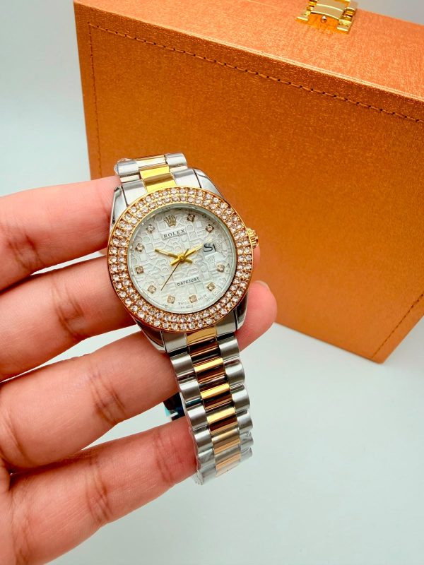Women Watch 113