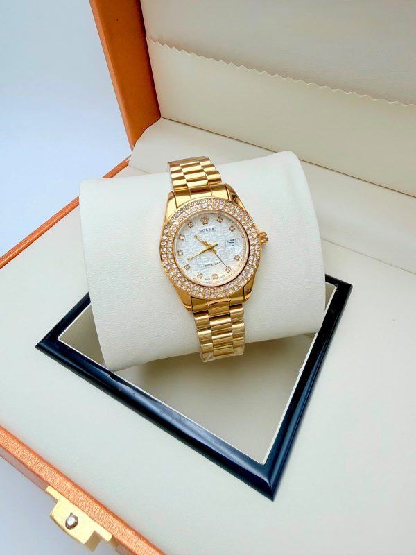 Women Watch 115