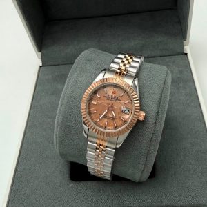 Women Watch 118 Women Watch 118