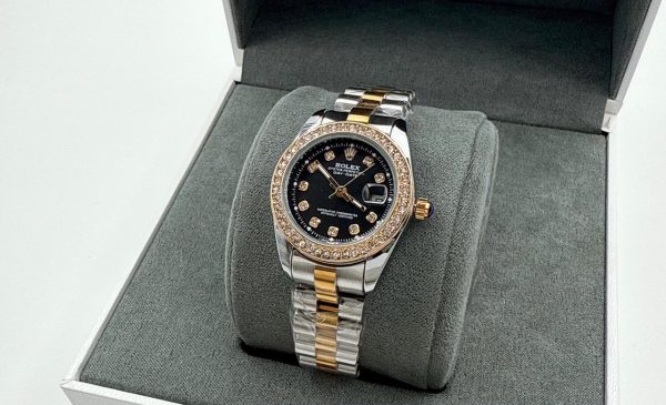 Women Watch 124