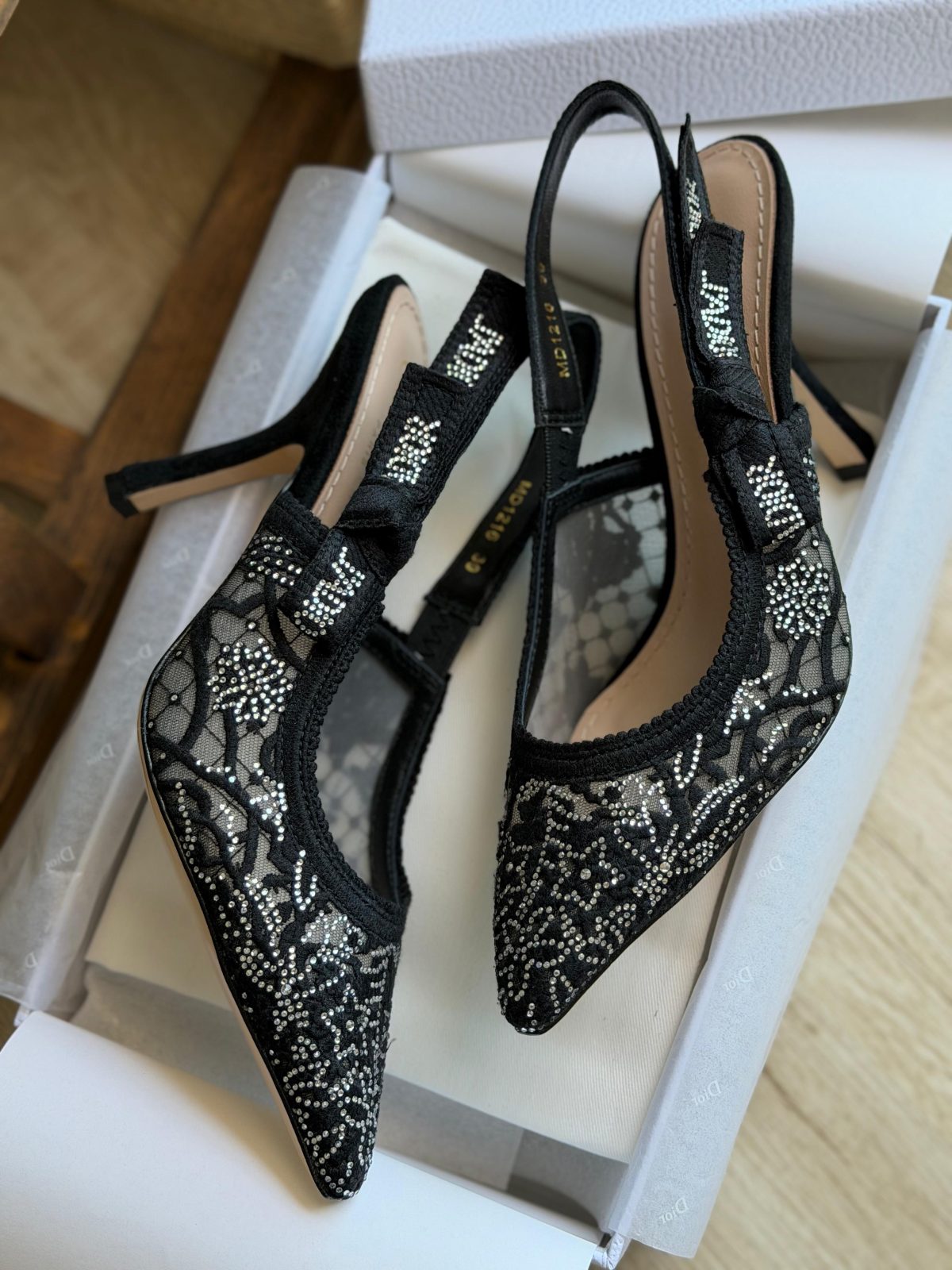Embroidered Pointed Slingback Heels - Black Embroidered Pointed Slingback Heels - Black