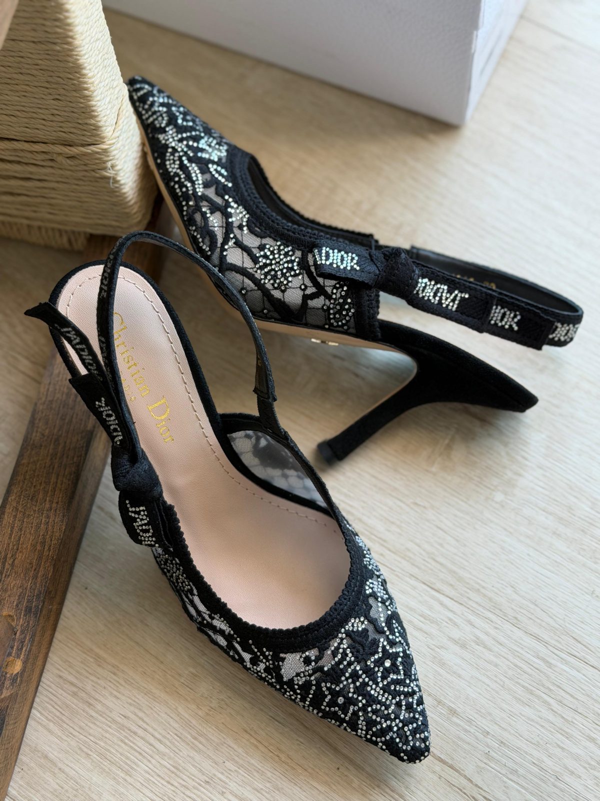 Embroidered Pointed Slingback Heels - Black Embroidered Pointed Slingback Heels - Black