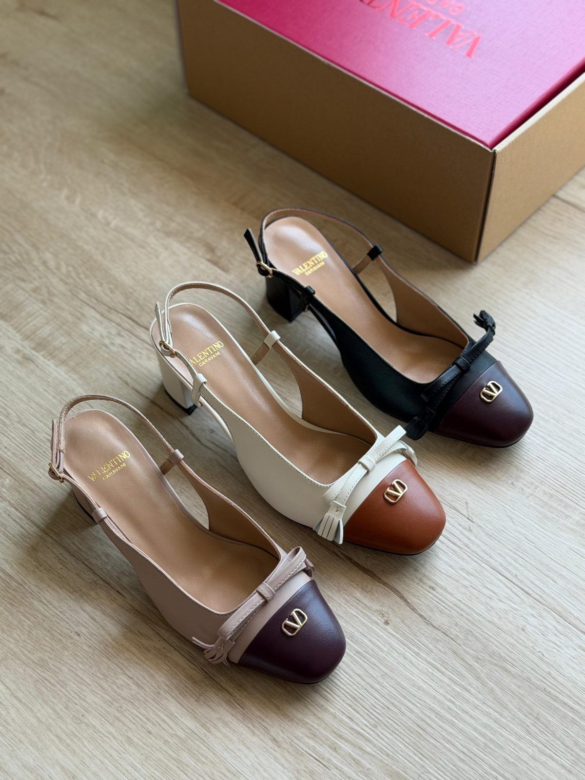 Bow Cap-Toe Block Heels - colour collection