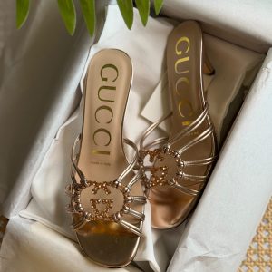 Circle Buckle Metallic Slides - Gold